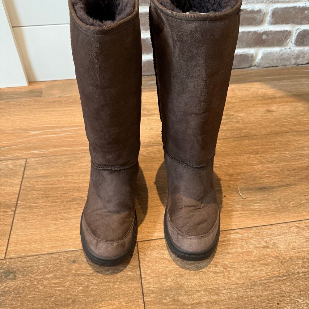 Ugg Women's Classic Chocolate Brown Tall Boots Size 7 - Picture 2 of 9